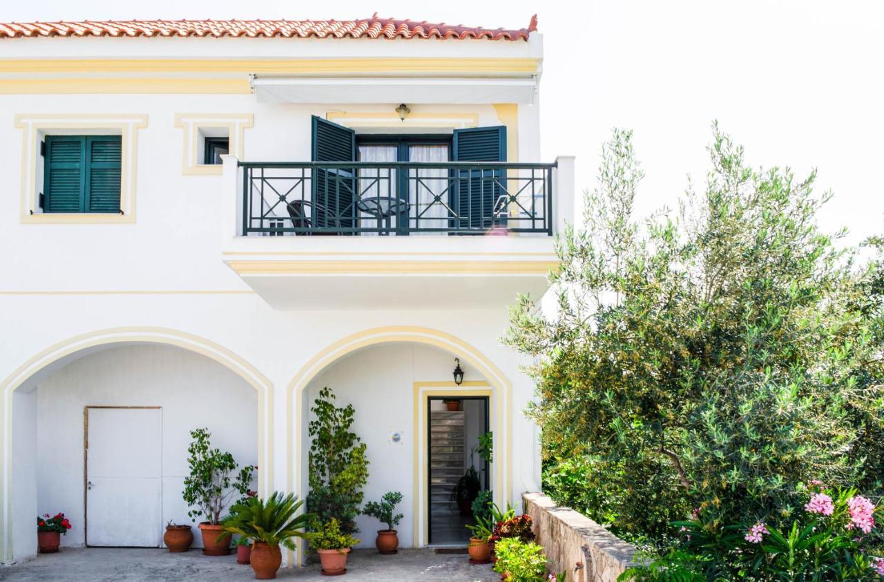 Irides Apartments Megalochori  Εξωτερικό φωτογραφία
