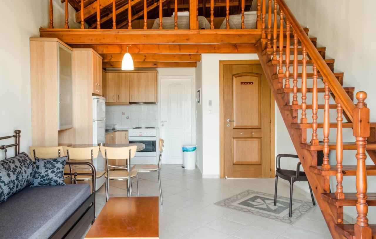 Irides Apartments Megalochori  Εξωτερικό φωτογραφία