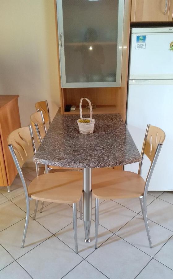 Irides Apartments Megalochori  Εξωτερικό φωτογραφία