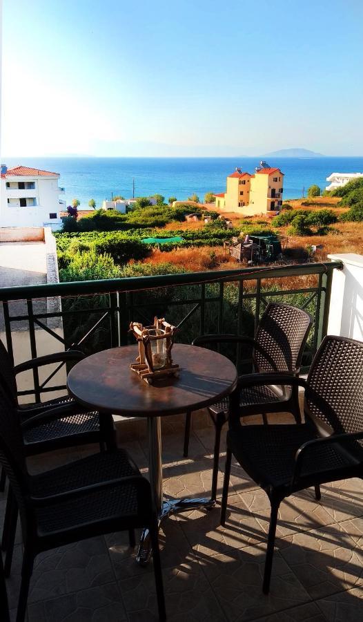 Irides Apartments Megalochori  Εξωτερικό φωτογραφία
