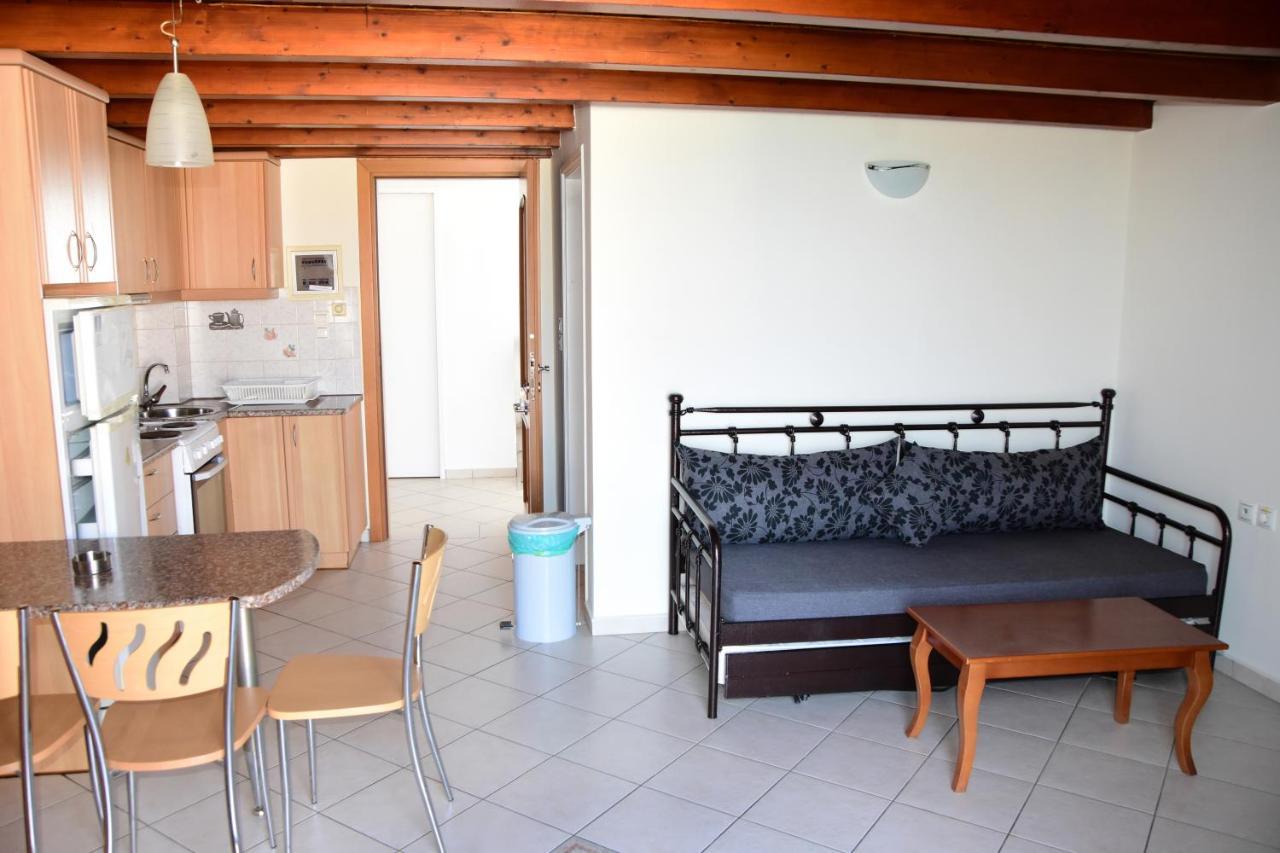 Irides Apartments Megalochori  Εξωτερικό φωτογραφία