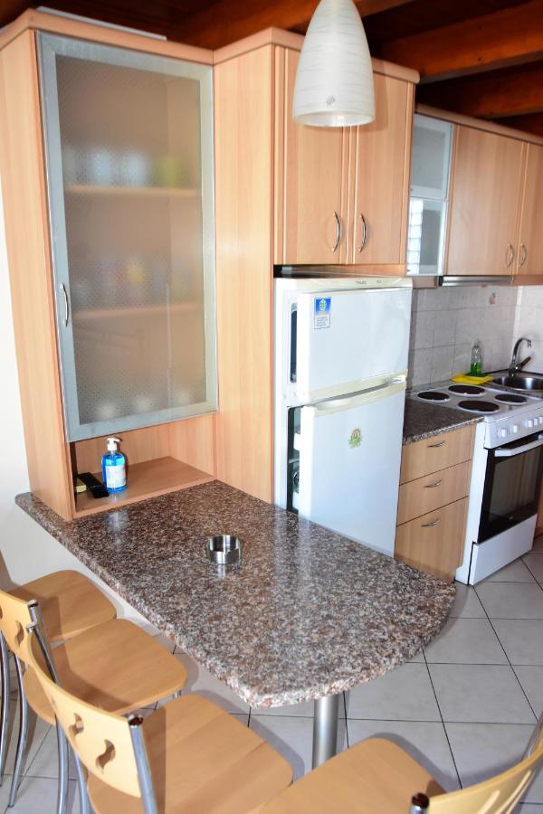 Irides Apartments Megalochori  Εξωτερικό φωτογραφία