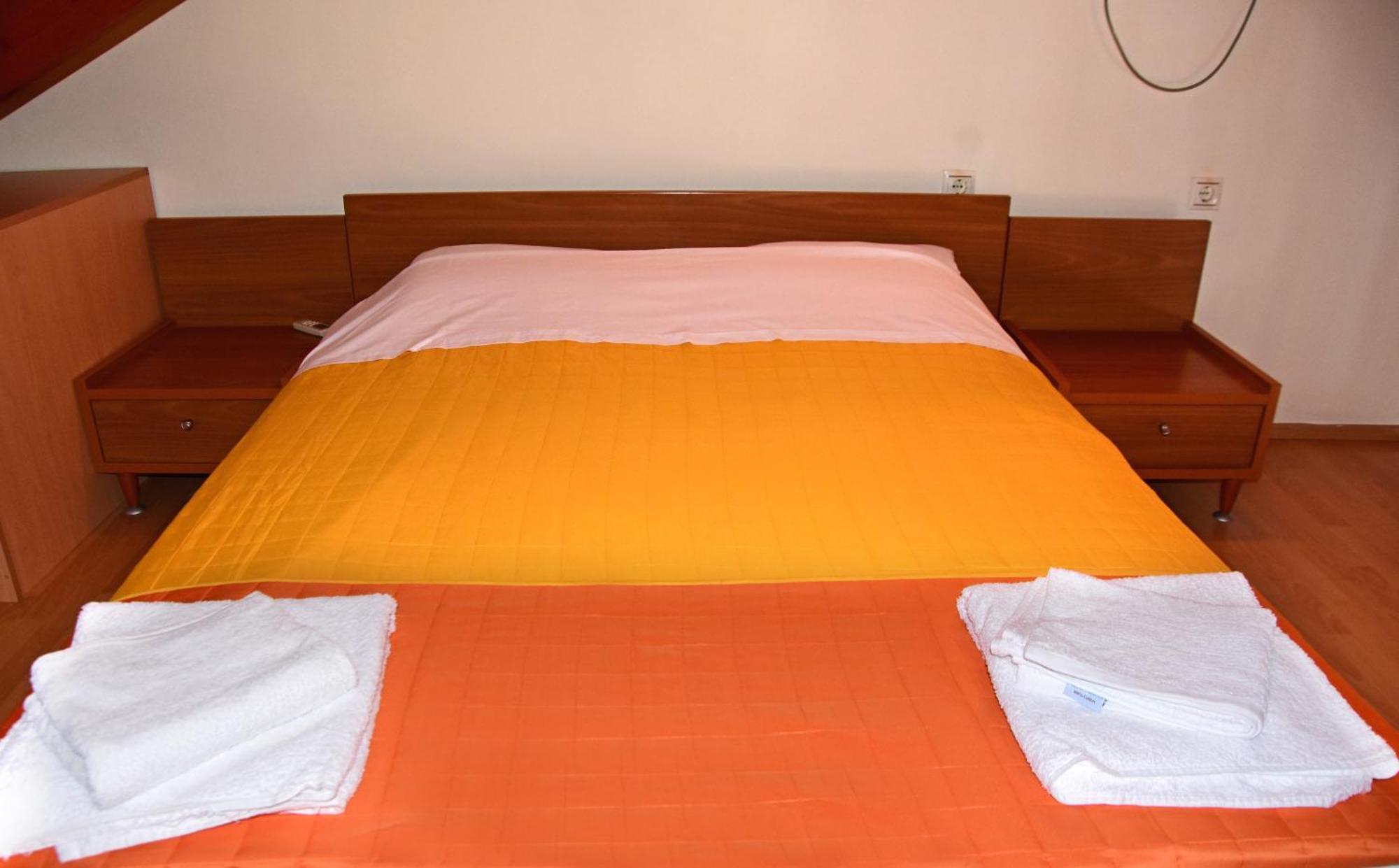 Irides Apartments Megalochori  Εξωτερικό φωτογραφία